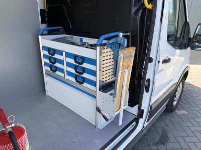 Ford Transit 350 2.0 TDCI 130 PK / L3H2 / 2x SCHUIFDEUR / SORTIMO INRICHTING / IMPERIAAL / 2.8 TONS TREKHAAK / 3-ZITS / CRUISE foto 13