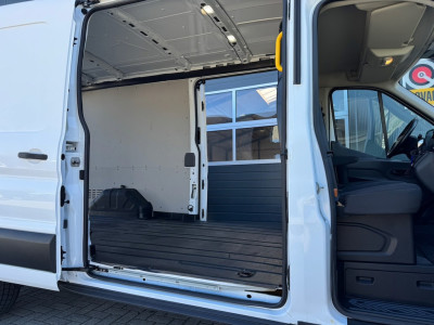 Ford Transit 350 2.0 TDCI 130pk L3H2 Trend AUTOMAAT | 2 X SCHUIFDEUR | Raptor | Camera | DAB | 17 inch LM | Cruise | Bluetooth 2