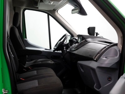 Ford Transit 350 2.0 TDCI 130pk RWD L3H2 Trend Airco/Camera/Trekhaak 2800kg 11-2017 foto 3