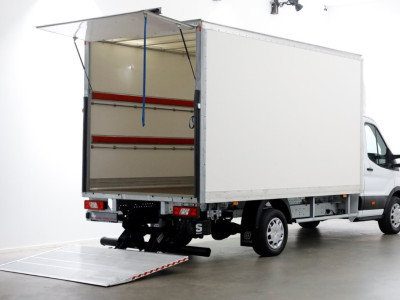 Ford Transit 350 2.0 TDCI 130pk RWD Trend Bakwagen met laadklep 01-2024 foto 3