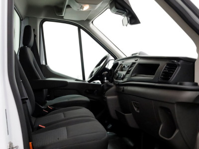 Ford Transit 350 2.0 TDCI 130pk RWD Trend Bakwagen met laadklep 01-2024 foto 5