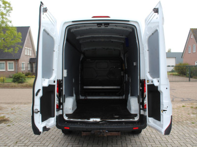 Ford Transit 350 2.0 TDCI 170PK Euro6 L3H3 Trend â 2800KG trekhaak foto 10