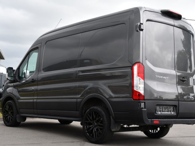 Ford Transit 350 2.0 TDCI L2H2 Limited PB Edition Cruise, Camera, Carplay, Xenon, 185pk, Multimedia, Automaat, Trekhaak, Betimmering, Uniek! foto 3