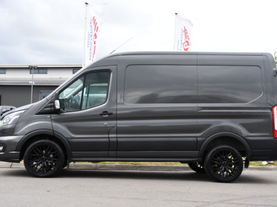 Ford Transit 350 2.0 TDCI L2H2 Limited PB Edition Cruise, Camera, Carplay, Xenon, 185pk, Multimedia, Automaat, Trekhaak, Betimmering, Uniek! foto 9