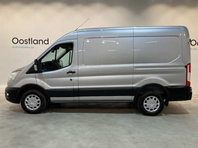 Ford Transit 350 2.0 TDCI L2H2 Trend 130 PK / Euro 6  / Airco / Cruise Control / CarPlay / PDC / Navigatie / 3-Zits foto 4