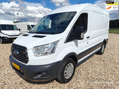 Ford Transit 350 2.0 TDCI L2H2 Trend , 1e Eig , Ex overheid , Euro 6 , Airco, Camera , cruise , in pracht staat.