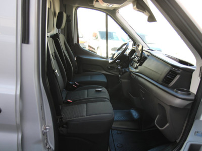 Ford Transit 350 2.0 TDCI L2H2 Trend MHEV 130PK / Sync 3 / Dealer onderhoudsbeurt foto 4