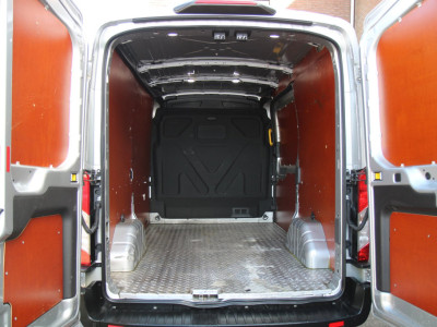 Ford Transit 350 2.0 TDCI L2H2 Trend MHEV 130PK / Sync 3 / Dealer onderhoudsbeurt foto 7
