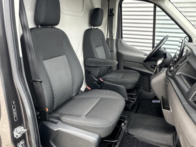 Ford Transit 350 2.0 TDCI L2H2 Trend RWD Automaat 170pk Lage km stand! foto 4