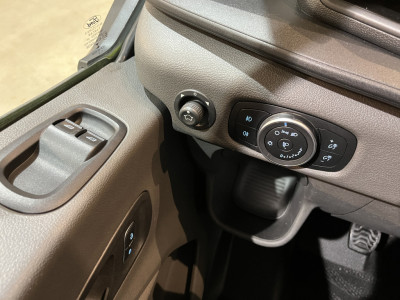 Ford Transit 350 2.0 TDCI L3H1 Trend 130 PK Open Laadbak / Euro 6 / Airco / Cruise Control / Trekhaak / 49.500 KM !! foto 11