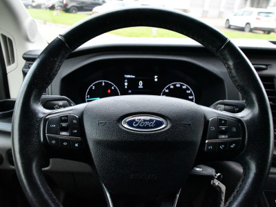Ford Transit 350 2.0 TDCI L3H2 Black Edition Camera, Cruise, Caplay, Automaat, 130PK, Trekhaak, Multimedia, Sensoren, UNIEK! foto 14