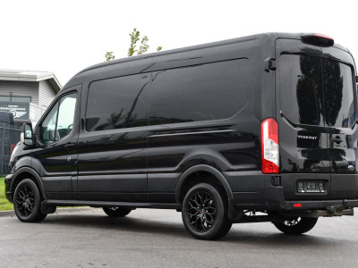 Ford Transit 350 2.0 TDCI L3H2 Black Edition Camera, Cruise, Carplay, 185pk, Xenon, Multimedia, Automaat, Trekhaak, Sensoren, Uniek! foto 3