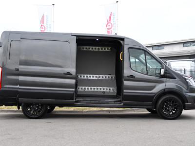 Ford Transit 350 2.0 TDCI L3H2 Limited PB Edition Camera, Cruise, Carplay, Xenon, Automaat, 185pk, Multimedia, Trekhaak, Sensoren, Uniek! foto 9