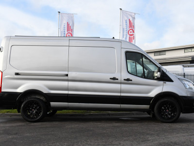 Ford Transit 350 2.0 TDCI L3H2 Raptor Edition Camera, Cruise, Carplay, 170pk, Trekhaak, Multimedia, Sensoren, Uniek! foto 10