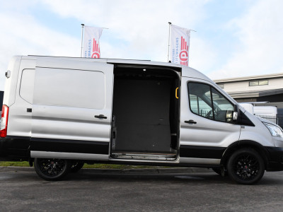 Ford Transit 350 2.0 TDCI L3H2 Raptor Edition Camera, Cruise, Carplay, 170pk, Trekhaak, Multimedia, Sensoren, Uniek! foto 11