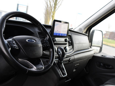 Ford Transit 350 2.0 TDCI L3H2 Raptor Edition Camera, Cruise, Carplay, 170pk, Trekhaak, Multimedia, Sensoren, Uniek! foto 2