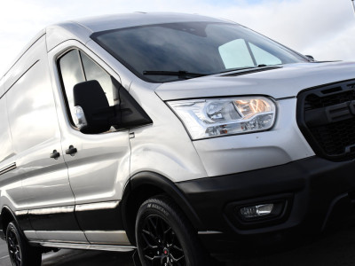 Ford Transit 350 2.0 TDCI L3H2 Raptor Edition Camera, Cruise, Carplay, 170pk, Trekhaak, Multimedia, Sensoren, Uniek! foto 20