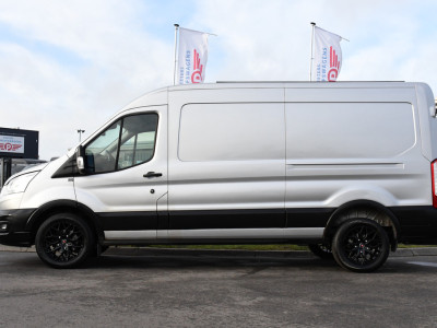 Ford Transit 350 2.0 TDCI L3H2 Raptor Edition Camera, Cruise, Carplay, 170pk, Trekhaak, Multimedia, Sensoren, Uniek! foto 9