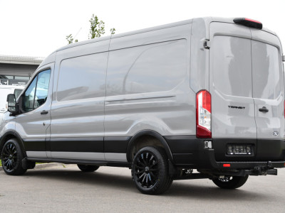 Ford Transit 350 2.0 TDCI L3H2 Raptor Edition FACELIFT! Virtual, 360 Camera, Carplay, Adaptieve Cruise, Stoelverwarming, Stuur verwarming, 165pk, automaat, Trekhaak, Uniek! foto 3