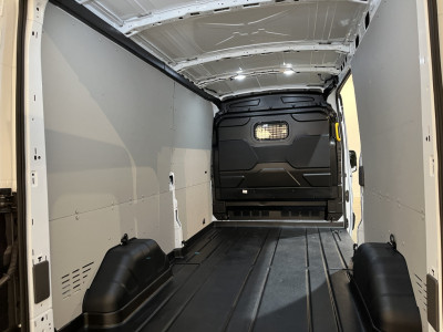 Ford Transit 350 2.0 TDCI L3H2 Trend 130 PK Automaat / Euro 6 / Airco / Cruise Control / PDC / 3-Zits 43.000 KM !! 13