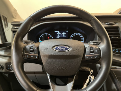 Ford Transit 350 2.0 TDCI L3H2 Trend 130 PK Automaat / Euro 6 / Airco / PDC / Cruise Control / 3-Zits / 60.500 KM !! foto 10