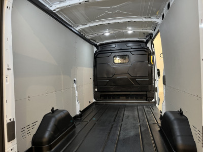 Ford Transit 350 2.0 TDCI L3H2 Trend 130 PK Automaat / Euro 6 / Airco / PDC / Cruise Control / 3-Zits / 60.500 KM !! foto 12