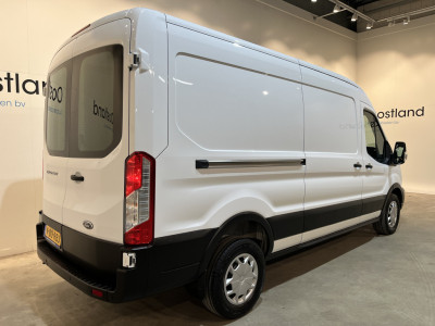 Ford Transit 350 2.0 TDCI L3H2 Trend 130 PK Automaat / Euro 6 / Airco / PDC / Cruise Control / 3-Zits / 60.500 KM !! foto 15