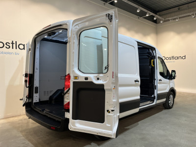 Ford Transit 350 2.0 TDCI L3H2 Trend 130 PK Automaat / Euro 6 / Airco / PDC / Cruise Control / 3-Zits / 60.500 KM !! foto 2