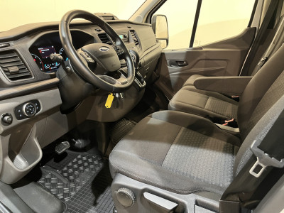 Ford Transit 350 2.0 TDCI L3H2 Trend 130 PK Automaat / Euro 6 / Airco / PDC / Cruise Control / 3-Zits / 60.500 KM !! foto 6