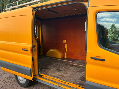 Ford Transit 350 2.2 TDCI 125pk L2H2 AIRCO Trend foto 10