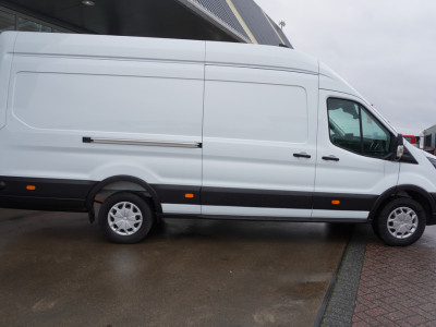 Ford Transit 350E 2.0 TDCI 130PK L4H3 Trend Nr. V200 | Airco | Cruise | Navi | Trekhaak foto 3
