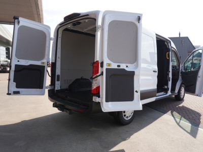 Ford Transit 350L 2.0 TDCI 130PK L3H2 Trend Automaat Nr. V030 | Airco | Cruise | Navi | Trekhaak foto 7