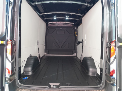 Ford Transit 350L 2.0 TDCI 165PK L3H2 Limited Automaat nr.V113 | Airco | Adap.Cruise | 360 Camera | Navi | Trekhaak foto 12