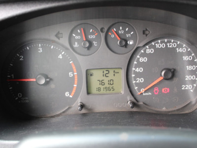 Ford Transit 350L 2.2 TDCI Ambiente EF 125PK Open Laadbak | Dubbelucht | Airco | Trekhaak | 16