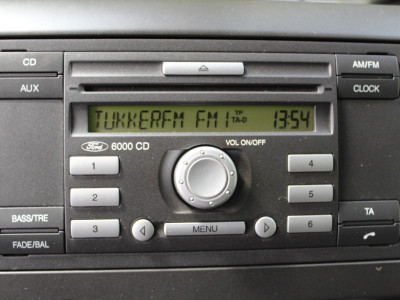 Ford Transit 350L 2.2 TDCI Ambiente EF 125PK Open Laadbak | Dubbelucht | Airco | Trekhaak | 18