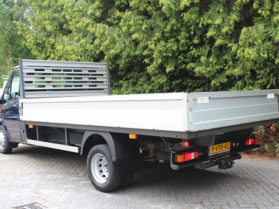 Ford Transit 350L 2.2 TDCI Ambiente EF 125PK Open Laadbak | Dubbelucht | Airco | Trekhaak | 6