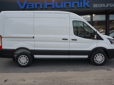 Ford Transit 350M 105PK L2H2 BPM VRIJ!! 12 Sync 4 Apple CP/Android A. Camera, Trekhaak!! NR. A19 5