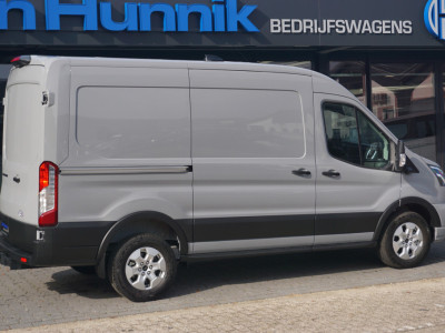 Ford Transit 350M L2H2 Limited AUT-8 165PK BPM VRIJ Navi, 360 Cam, ACC, Xenon, Lm Velg, Trekhaak!! NR. A116 foto 4