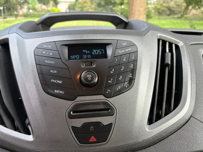 Ford Transit Bakwagen 350 2.0 TDCI L4H1|Dhollandia laadklep|EURO6|131PK|airco|bluetooth|drie zitplaatsen|elektrisch pakket foto 15