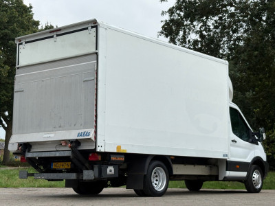 Ford Transit Bakwagen 350 2.0 TDCI L4H1|Dhollandia laadklep|EURO6|131PK|airco|bluetooth|drie zitplaatsen|elektrisch pakket foto 4