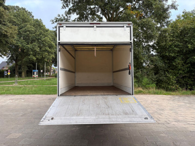 Ford Transit Bakwagen 350 2.0 TDCI L4H1|Dhollandia laadklep|EURO6|131PK|airco|bluetooth|drie zitplaatsen|elektrisch pakket foto 8