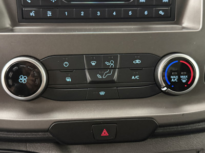 Ford Transit Bakwagen+Laadklep | Airco | Cruise | 3-Zits 21