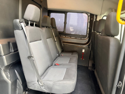 Ford Transit Dubbel Cabine 350 2.0 TDCI 170PK euro6 L3H2 Trend RWD, 6Persoons, Airco, Trekhaak 2800KG, Metallic lak, Nieuwe APK foto 3