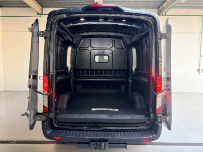 Ford Transit Dubbel Cabine 350 2.0 TDCI 170PK euro6 L3H2 Trend RWD, 6Persoons, Airco, Trekhaak 2800KG, Metallic lak, Nieuwe APK foto 4