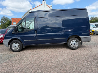 Ford Transit HINTEN,ANTRIEB,1e,EIG.AIRCO,12-2013