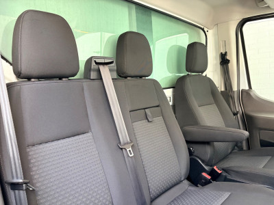 Ford Transit KOELWAGEN BAKWAGEN LAADKLEP AUTOMAAT 350 2.0 TDCI 130pk Trend ORIGINEEL NEDERLANDSE BUS! 1STE EIGENAAR! RIJKLAARPRIJS foto 3