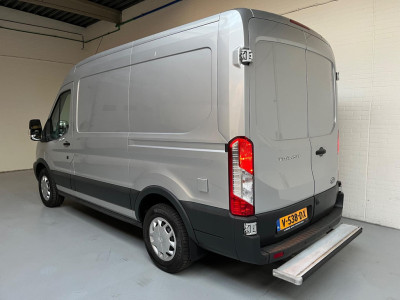 Ford Transit Servicewagen 350 2.0 TDCI euro6 L2H2 Trend 3Persoons Sortimo inrichting Airco Camera Grijs metallic RIJKLAARPRIJS! foto 4