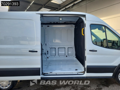 Ford Transit 130pk L3H2 Nieuw! Airco Cruise Trend L3 12m3 Airco Cruise control foto 7