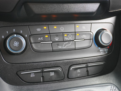 Ford Transit Connect 1.5 EcoBlue 100PK EURO 6 - Airco - Navi - Cruise - €12.950,- Excl. foto 10