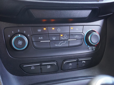 Ford Transit Connect 1.5 EcoBlue 100PK L2 EURO 6 - Airco - Carkit - PDC - €10.900,- Excl. foto 11